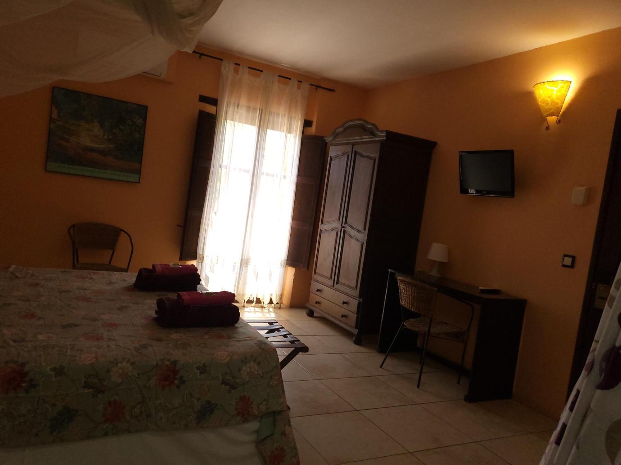 Hotel Pasteral Riu Ter La Cellera de Ter Εξωτερικό φωτογραφία