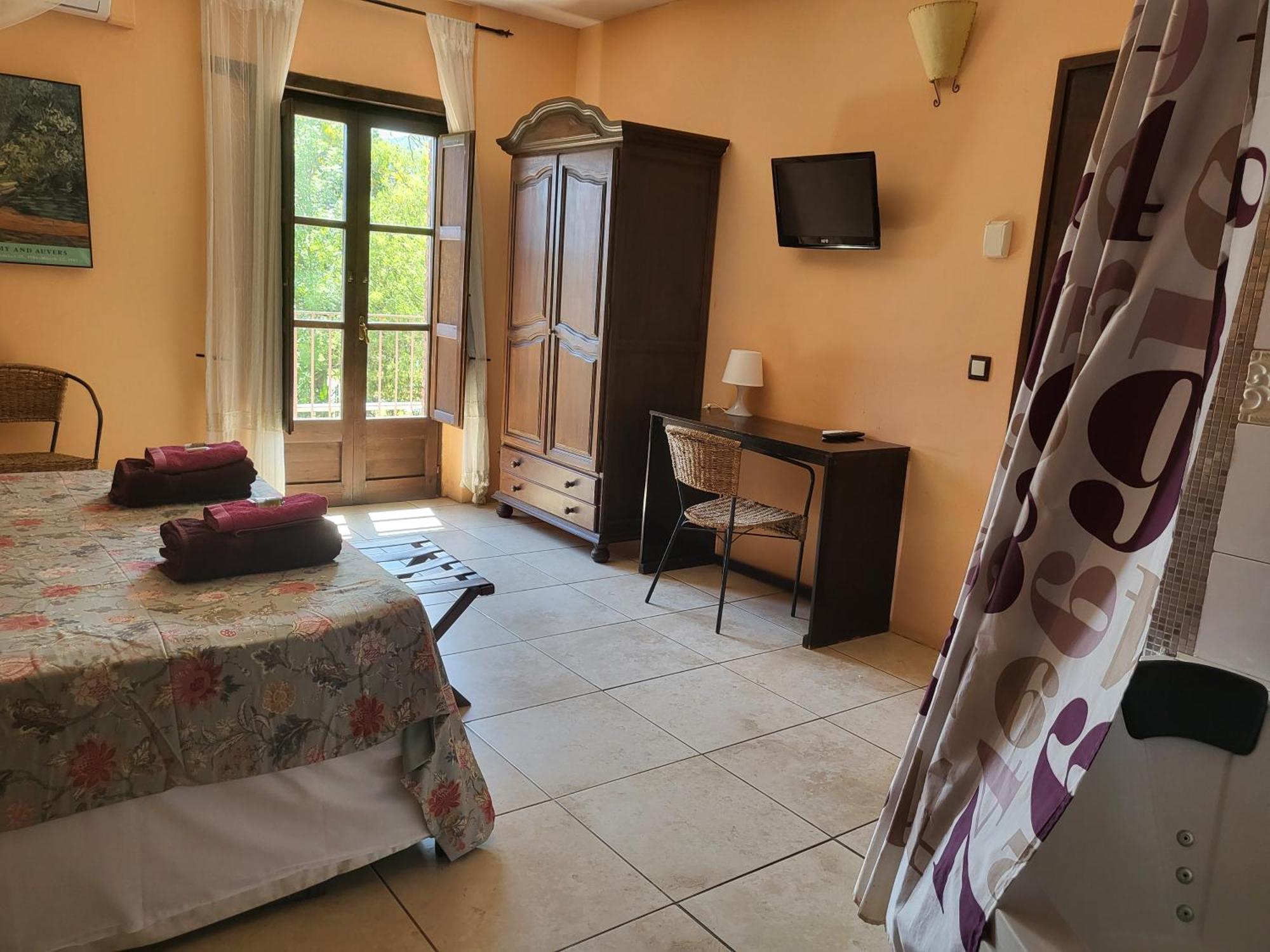 Hotel Pasteral Riu Ter La Cellera de Ter Εξωτερικό φωτογραφία